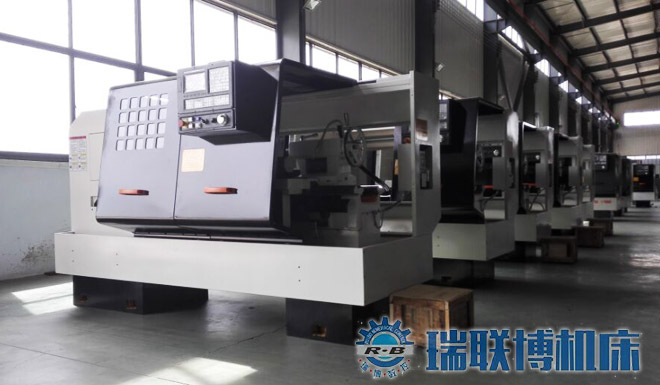 德州瑞聯(lián)博數(shù)控車(chē)床生產(chǎn)車(chē)間